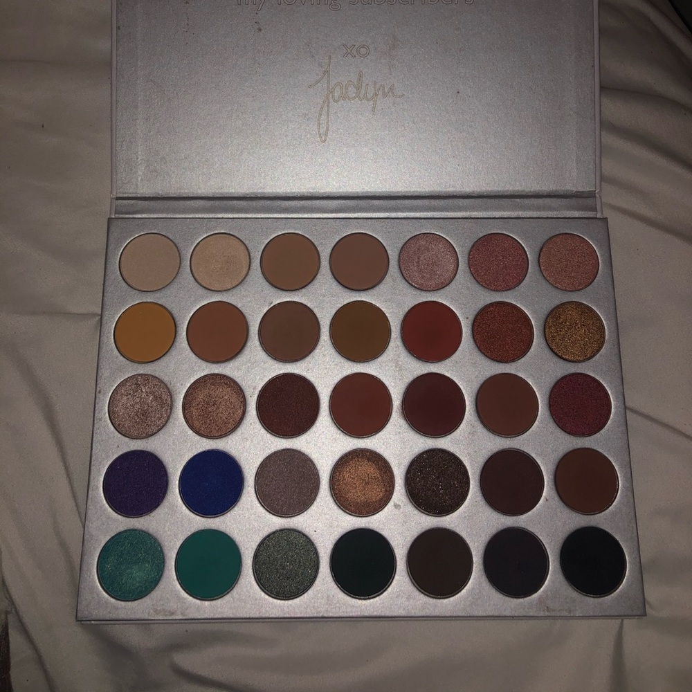 Jaclyn Hill MORPHE Palette
